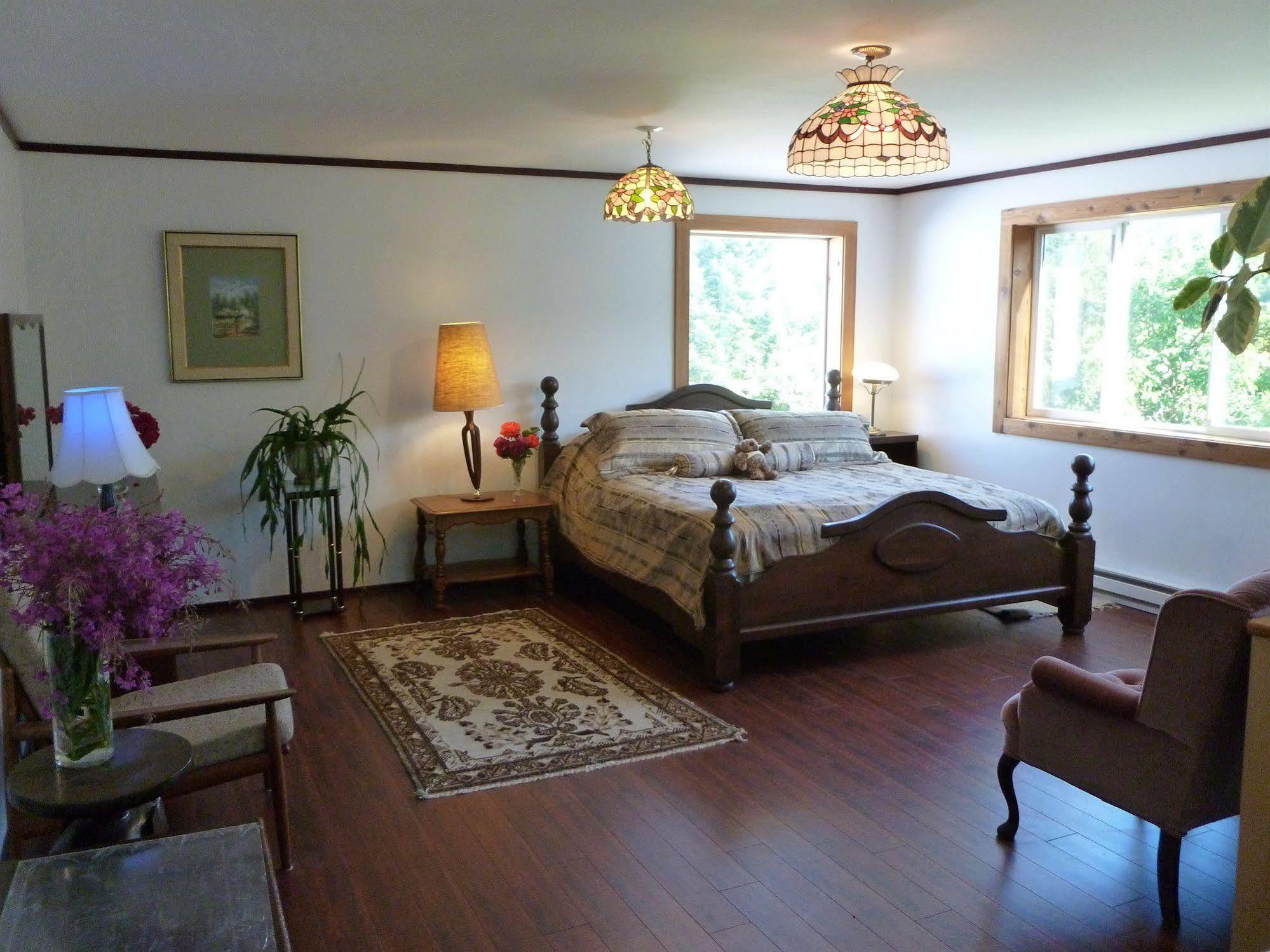 Harrison Hammond House Farmstay Harrison Mills Eksteriør billede