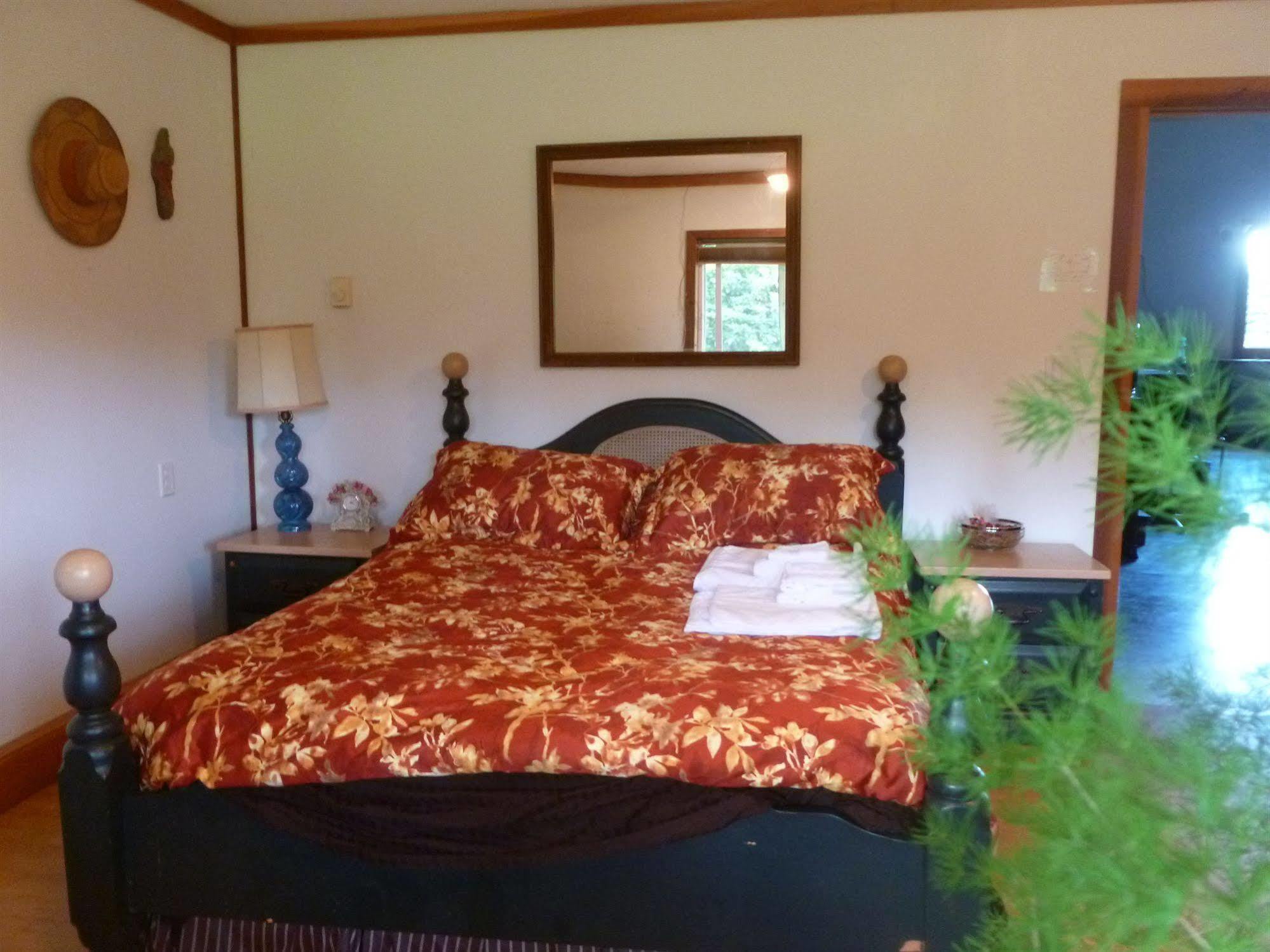 Harrison Hammond House Farmstay Harrison Mills Eksteriør billede