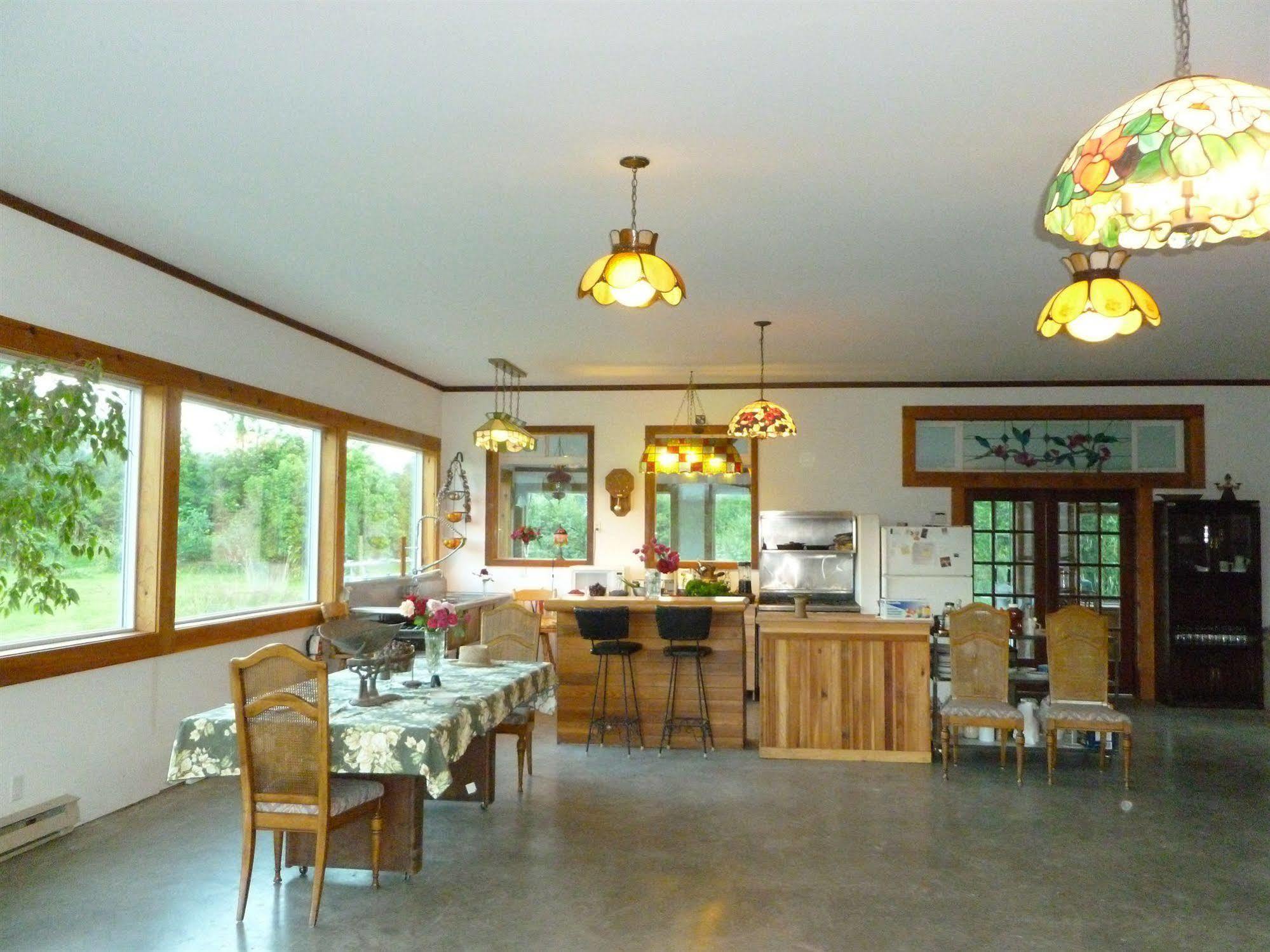 Harrison Hammond House Farmstay Harrison Mills Eksteriør billede